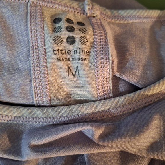 Title Nine Light Purple Long Sleeve Top - Picture 5 of 8